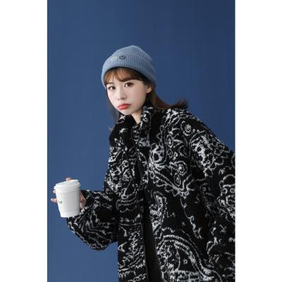 China Leopard Print Polyester Fiber Waterproof Useful Print Thickened Fleece Ladies Winter Short Coat For Woman for sale