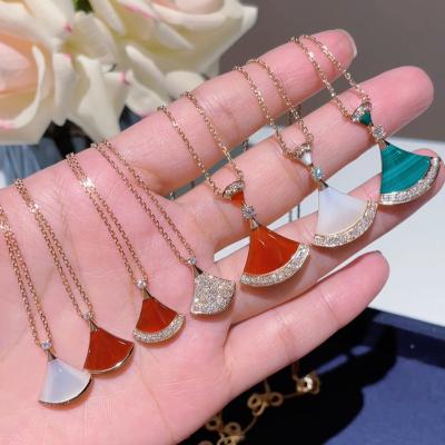 China Designer Brand Necklace Jewelry CLASSIC high quality luxury high quality 18K gold plated stainless steel red agate inlay necklace for sale