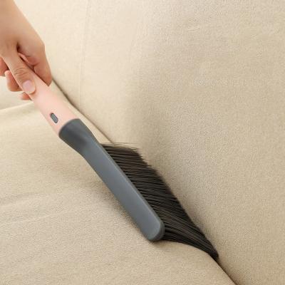 China Viable Wholesale Fine Long Handle Factory Dusting Dusting Fine Bristle Bed Brush Household Soft Crevice Cleaning Brush for sale