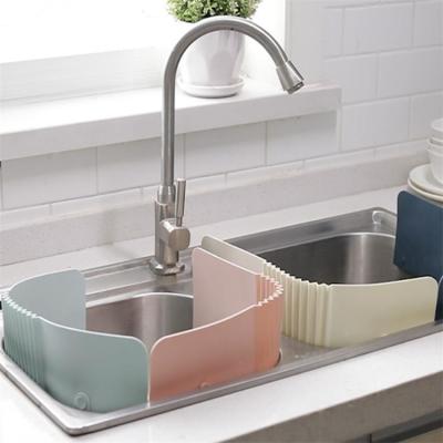 China Sustainable Wholesale Plastic Suction Cup Kitchen Sink Edge Splash Heavy Duty Foldable Fin for sale