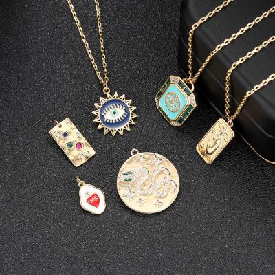 China FASHIONABLE Custom DIY Gold Personalized Jewelry Charms Pendants For Jewelry Making for sale