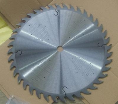 Cina carburo di tungsteno inserisce Saw Blade in vendita