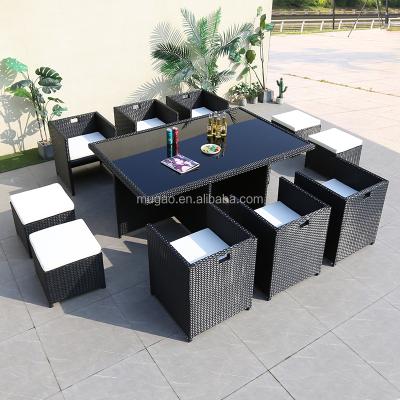 China Modern Design Outdoor Patio Furniture Rattan Table Chairs Set All Weather Outdoor Garden Dining Furniture 10/8/6/4 Seater for sale