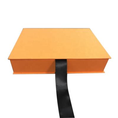 China Handmade Custom Box With Your Logo Size Cardboard Orange Magnet Packaging Gift Boxes For Clothing for sale