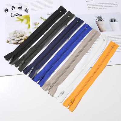 China Automatic Lock NO.3 Close End Pure Color Nylon Lock Zipper Zipper for Garment Textile Bags Zipper for sale