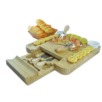 China Disposable Christmas Gifts Kitchen Bamboo Cheese Cutting Board With Cutlery for sale