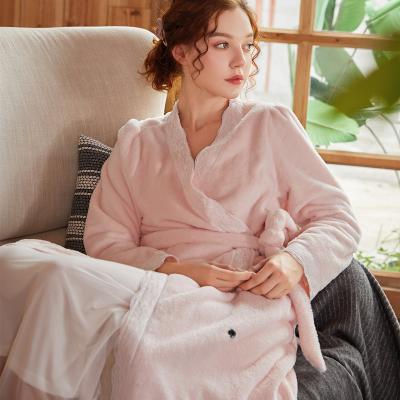 China 2020 Autumn Winter Breathable Women Loose Retro Nightgown Women Thick Long Sleeve Flannel Robe Coat for sale