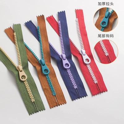 China Eeth Run Smoothly Jeans Clashing Resin Zipper Fashionable Slider for sale