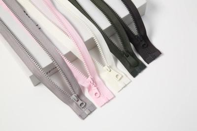 China Garment Widely Use Resin #5 Plastic  Zippers In Black Pink Grey for sale