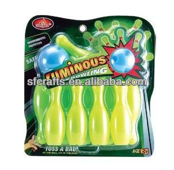 China Promotional Mini Toy Plastic Toys Glow In The Dart Bowling Set for sale