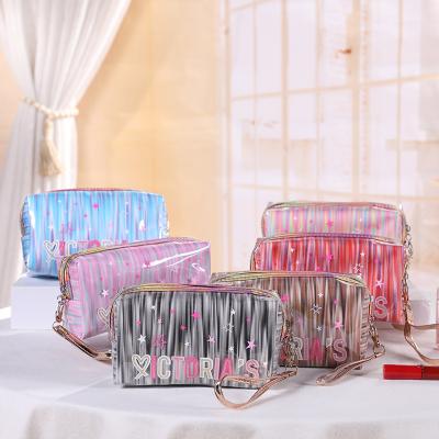 China 2021 Waterproof PVC Toiletry Bag Wholesale Portable Clear Zippered Waterproof Toiletry Bag Makeup Bag for sale