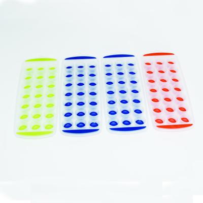 China Viable Unique 4Pcs/Set Ice Cube Trays With Silicone Bases for sale