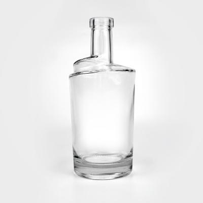 China Gift & High Quality Customizable Fashion Craft Customizable Standard Size Unique Classy Brandy Bottle Transparent Empty Glass for sale