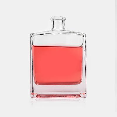 China Gift & Custom Luxury Glass Empty Whiskey Bottle Craft Vodka Liquor Wine Square 500Ml Champagne Decanter for sale