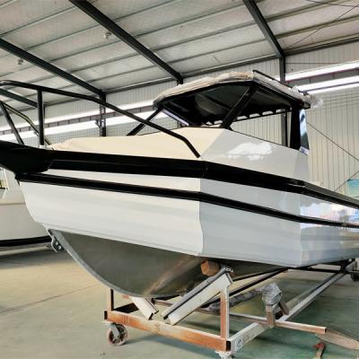 China Durable 20FT Aluminum Fishing Boat Fishing Boat With Foam Pontoon Per Cabin More Safety for sale