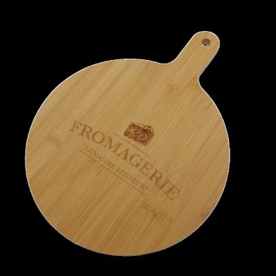 China Sustainable Wholesale Extra Large Round Bamboo Cutting Board With Handle Customize Logo Bamboo Pizza Serving Board Kitchen Tool for sale