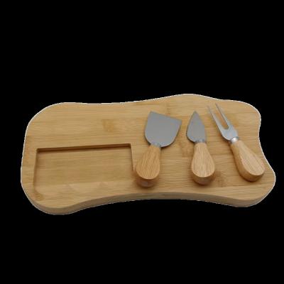 China Sustainable New Design Customized Logo Bamboo Cheese Board With 3 Pieces Stainless Steel Knife Cutting Board With Cheese Tool Kit for sale