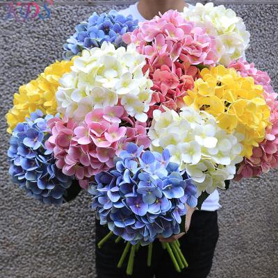 China Wholesale Minimalist Silk Flowers For Wedding Decor Dry Simulation Hydrangea Garland Flowers Decoration For Home Artificial Hydrangea for sale