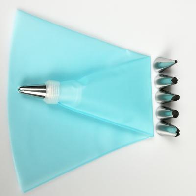 China Sustainable New Silicone Kitchen Accessories Glazing Piping Pastry Cream Bag for sale