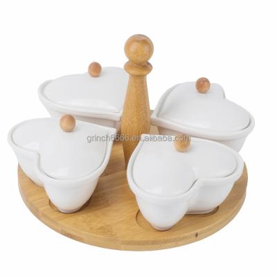 China Sustainable Heart Porcelain Divided Serving Dishes Like Tray Heart Shaped Serving Bowls Slice Food For Parties With Cover for sale