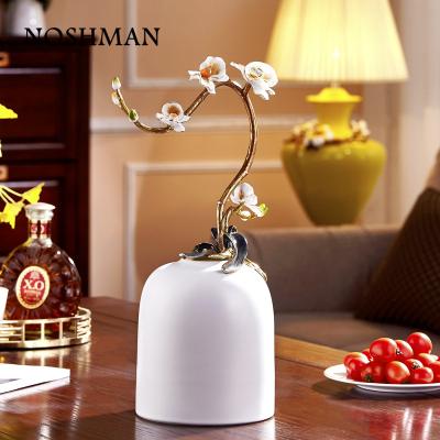 China Modern White Ceramic Vase Decorativo To Art Decor Art Decor NOSHMAN Florero With Enamel Flower Decoration Bottle Christmas Home Electroplating Gift for sale