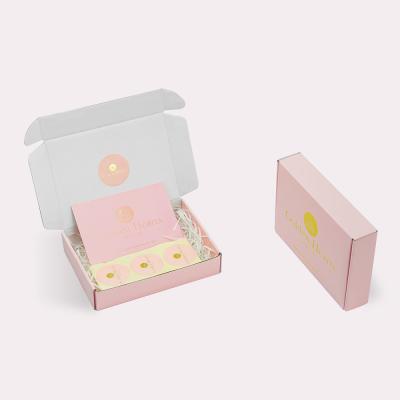 China Recyclable Custom Eco Friendly Corrugated Cardboard Pink Packaging Paper Color Printing Shipping Box for sale