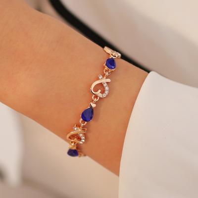 China Hollow-out Shape Bangle Love Flower Color Gold Rhinestone Female Female Jewelry for sale