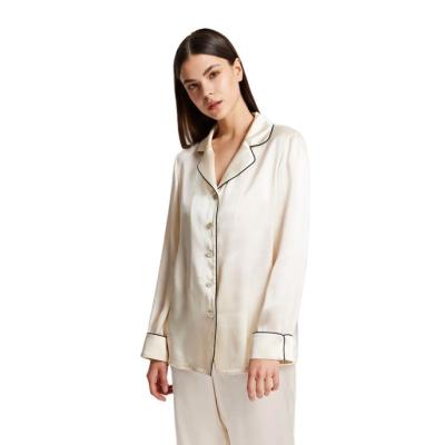 China Custom Breathable Satin Sleep Wear China Polyester Pajamas Set Winter Women Silk Pajamas for sale