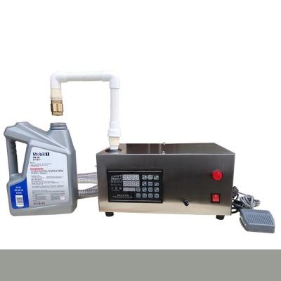 China High-Efficiency 35L High-Efficiency Digital Liquid Oil Filling Machine Oil Filling Chemical Equipment for sale