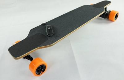 China Waterproof Electric Skateboard with Remote Control Brushless Electric Motor for sale