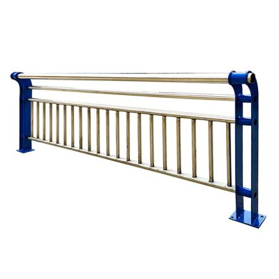 China Modern Anti-Glare Steel Bridge Guardrail For Roadway Safety Improvement for sale