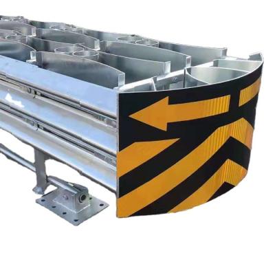 China Roadway Safety Barrier Galvanized And Powder Coated Guardrails For Highways for sale