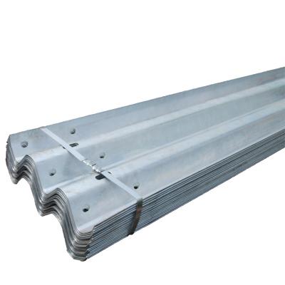 China Road Safety Guardrail Q235 Q345 Highway Guardrail Crash Barrier Powder Coated for sale