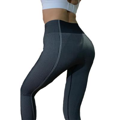 China 2020 Fashion GYM Breathable Yarn Design Fitness Yoga Running Hip Lifting Pants Elasticity Ninth Pants Quick Dry Nylon Tight Wear for sale