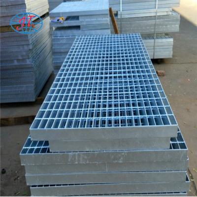 China Industrial Steel Grating 32x5 Weight / Steel Grating Price / Galvanized Steel Bar Grating for sale