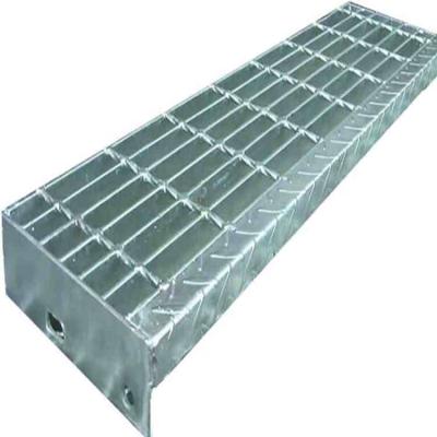 China Industrial Hot Dipped Galvanized Composite Steel Grating Stair Tread for sale