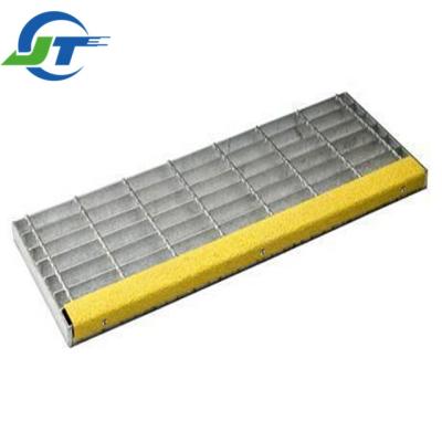 China Industrial Hot Dipped Galvanized Stair Treads And Metal Steps For Building Construction Of Steel Grating for sale