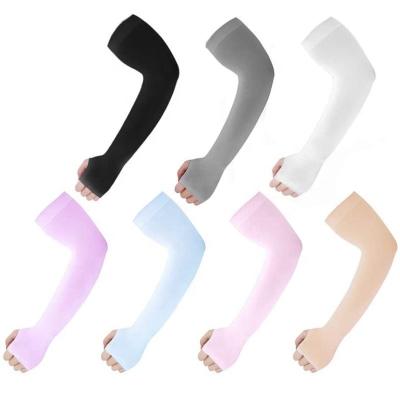 China Breathable Men Women Effective UV Protection Arm Sleeves Sunblock Gloves For Driving Running Golf for sale