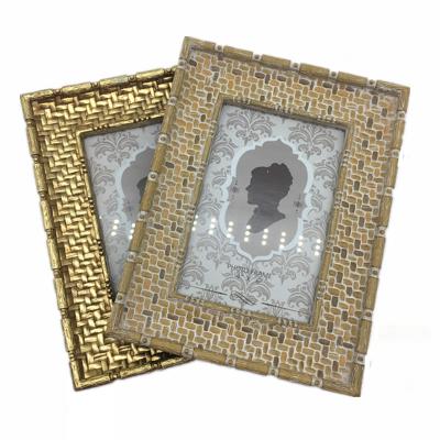 China Hand-woven Rattan Photo Frame Standing/Hanging Rattan Craft Frame For Home Decoration Bilderrahmen for sale