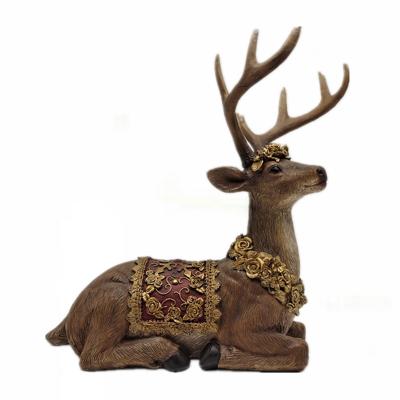 China Christmas Decorative Polyresin Deer Statue Realistic Deer Sculpture Table Decoration for sale