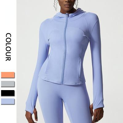 China Long Sleeve Plus Size Antibacterial High Quality Breathable Elastic Hooded Zipper With Side Pockets And Thumb Hole Women Gym Activewear for sale