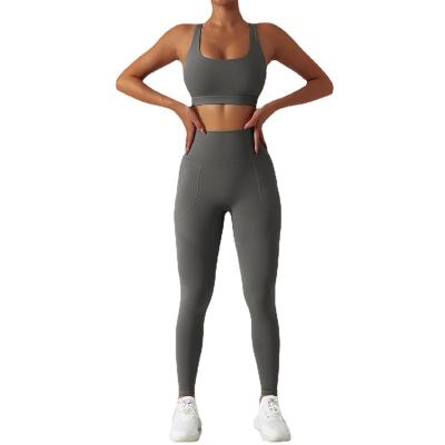 China Breathable Antibacterial Fitness Training Clothes Women's High Waist Hip Lift Up Running Fitness Clothes Regeneration Sports Suit for sale