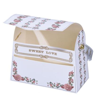 China Recyclable different styles of the same color wedding candy box creative portable European gift box for sale