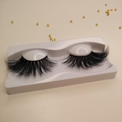 China Natural Long Lashes Boxes With Mink Lashes 100% 3d Mink Fur 25 Mm Lashes Wholesale Party Makeup for sale