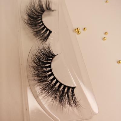 China Factory Price Wholesale 5D Mink Lashes Private Label Long Natural Mink Eyelashes With Customized Eye Lash Packaging for sale