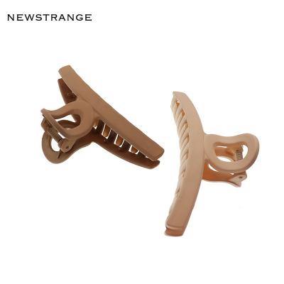 China Wholesale New Design Decor Thin Hair Claws Solid Color Plastic Made Bow T Shaped Matte Shark Hair Claw Clips For Women for sale