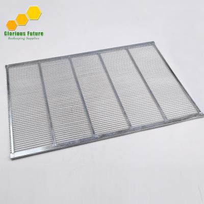 China Beekeeping Equipment Stainless Steel Bee Queen Excluder For Beekeeping for sale