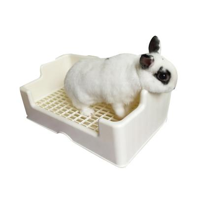 China Large Stocked Pet Rabbit THREE RAIN Popular Plastic Manufacturing Toilet For Pet Pigs And Chinchillas for sale