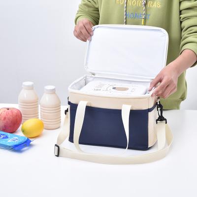 China New Color Cloth Heat Preservation Picnic Lunch Bag Outdoor Handheld Food Cool Ice Bag for sale