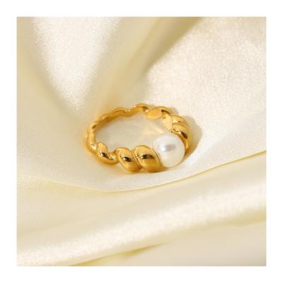 China Accept Money Back In Case Necklace Fashion Jewelry 18k Gold Plated Waterproof Simple Pearl Twisted Rope Twist Rings Jewelry For Women for sale